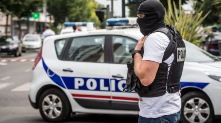 Και οι Γάλλοι αστυνομικοί προειδοποιούν για τους κινδύνους της ισλαμοποίησης της Γαλλίας