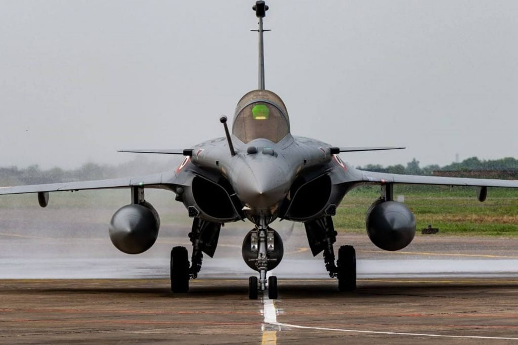 Γαλλία: Η Αίγυπτος θα αγοράσει άλλα 30 μαχητικά Rafale