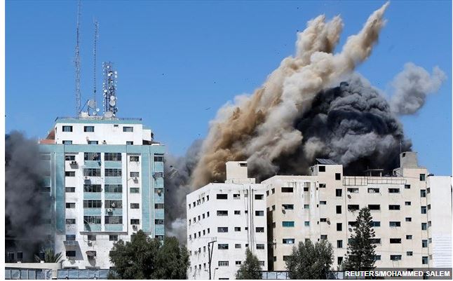 Ισραηλινοί βομβαρδισμοί : Κατέρρευσε 12όροφο κτίριο όπου στεγάζονται AP και Al Jazeera