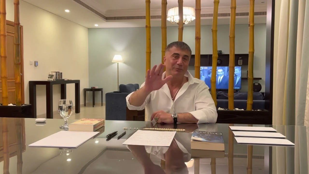 Στον «πάγο» το νέο βίντεο Πεκέρ κατά Ερντογάν: «Δεν θέλω να τον πλήξω πριν από τη συνάντηση με Μπάιντεν»