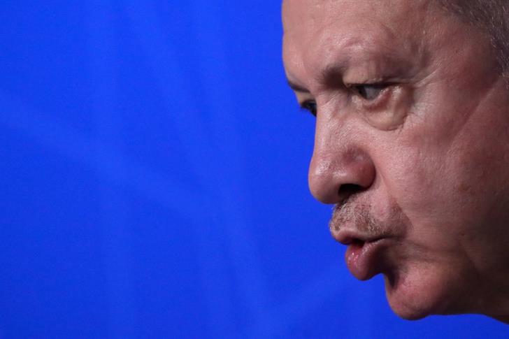 Ο Ερντογάν ακολουθεί στρατηγική εντυπωσιασμού και ανόρθωσης του κύρους του