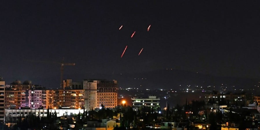 Αεροπορικές επιδρομές «του Ισραήλ» σε Δαμασκό, Χομς, Χάμα και Λαττάκεια