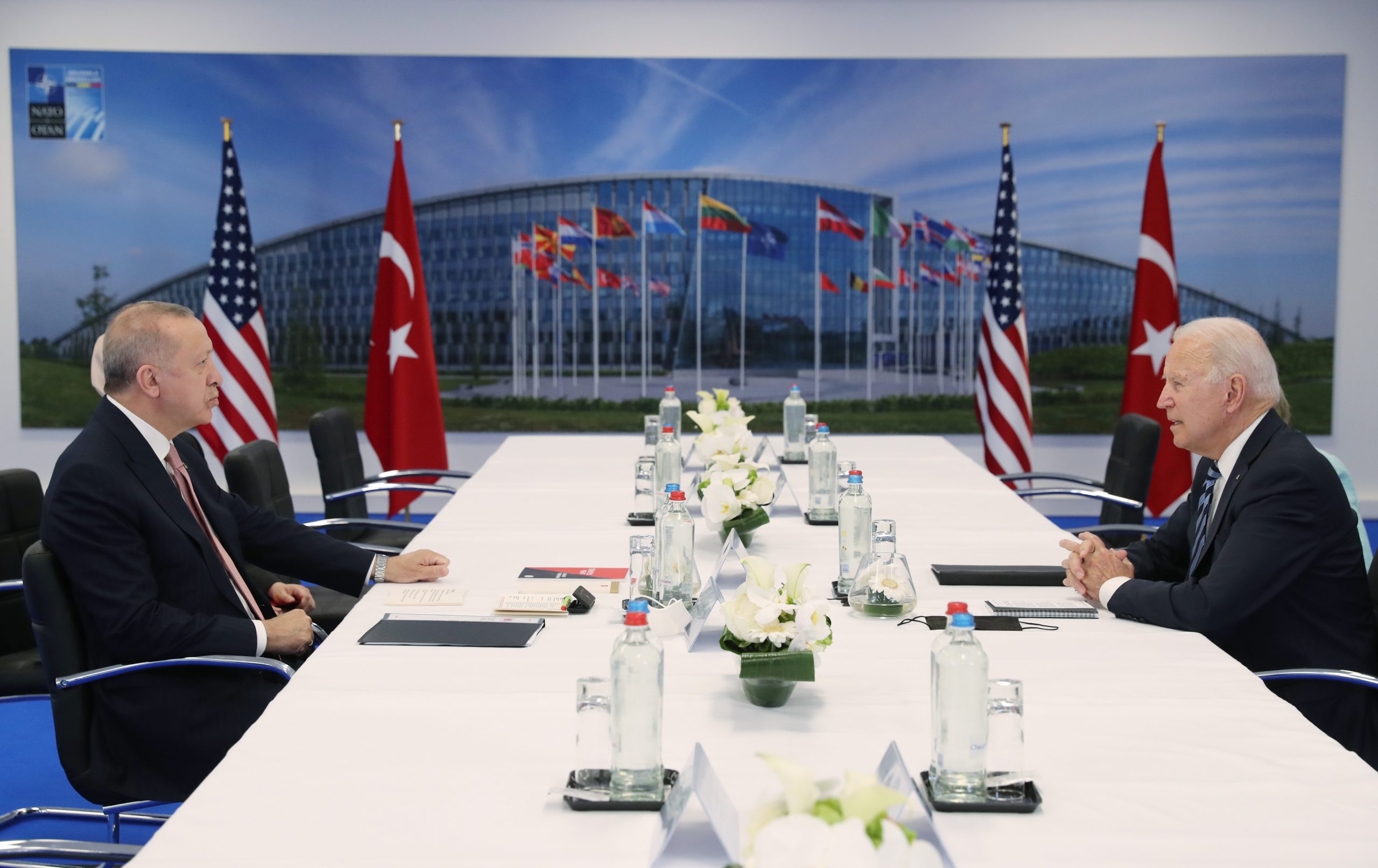 Ο Ερντογάν θέλει το NATO συνένοχο στα εγκλήματα της Τουρκίας