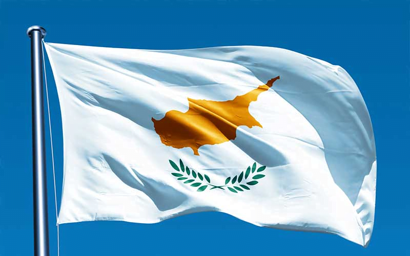 Χρειάζεται νέο ξεκίνημα για να διασωθεί η Κυπριακή Δημοκρατία
