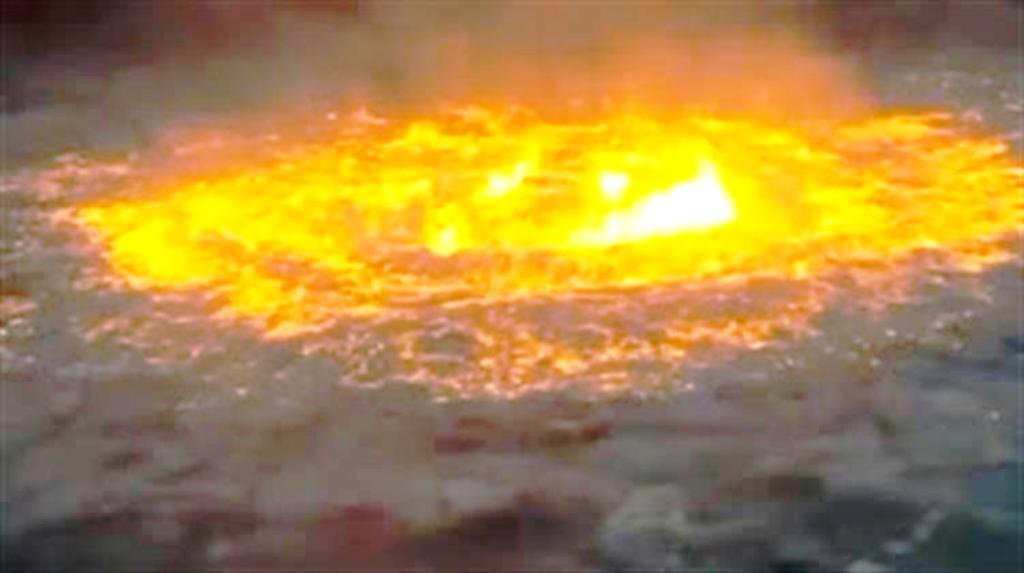 «Πύρινο Μάτι» στον Κόλπο του Μεξικό: Πυρκαγιά στην Επιφάνεια του Ωκεανού Από Διαρροή Αερίου σε Υποβρύχιο Αγωγό (Video)
