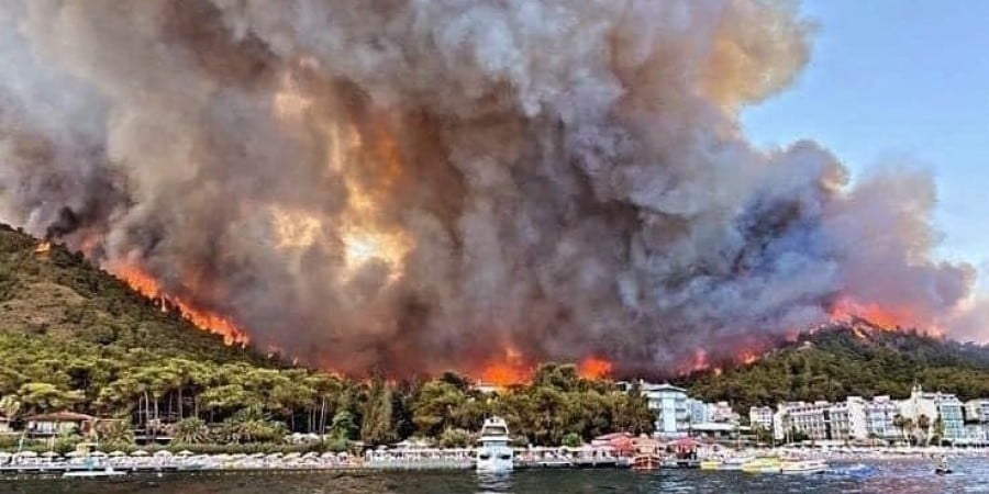 Φλέγεται η Τουρκία:Στους τέσσερις οι νεκροί από τις δασικές πυρκαγιές(pic+vid)