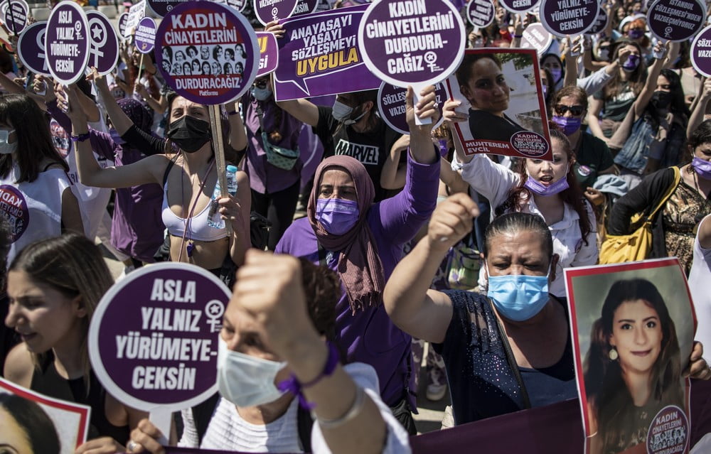 Τουρκία: Αποχώρησε και επισήμως από την διεθνή Σύμβαση για την καταπολέμηση της βίας κατά των γυναικών