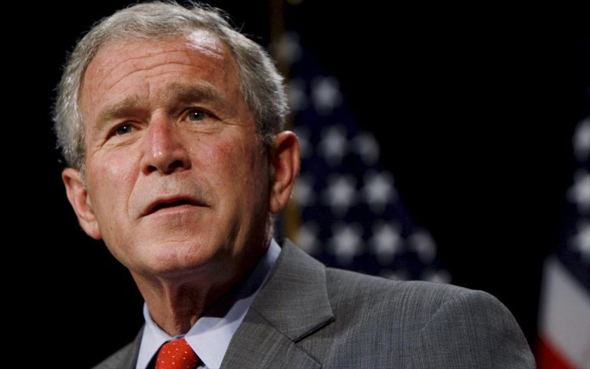 Τζορτζ Μπους: “Οι γυναίκες και τα κορίτσια στο Αφγανιστάν θα υποφέρουν ανείπωτα δεινά από τους Ταλιμπάν”
