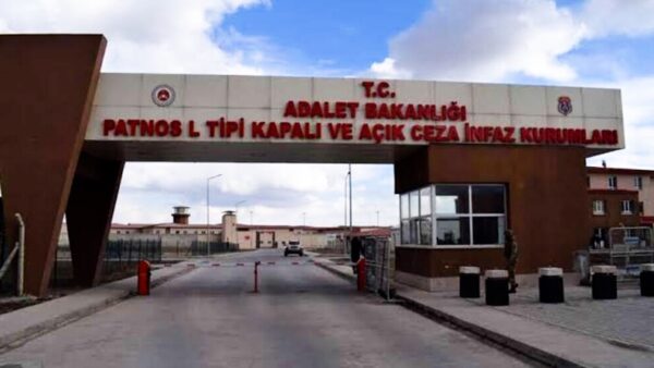 Τουρκία: τριάντα φύλακες επιτέθηκαν στην πολιτική κρατούμενη Mizgin Kayıtbey