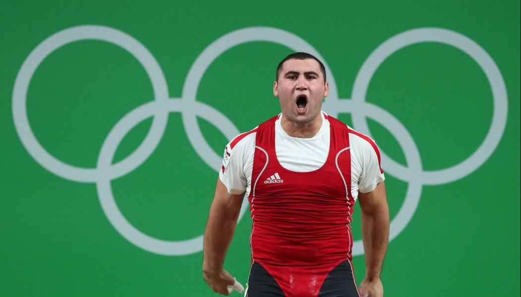 Αρμένιος ολυμπιονίκης της άρσης βαρών στο Τόκιο πολέμησε στο Αρτσάχ πριν πάει στους Ολυμπιακούς Αγώνες