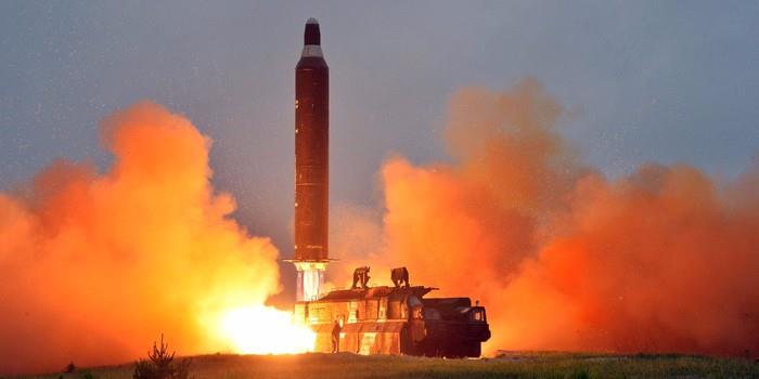 Βόρεια Κορέα: Αποκάλυψε το νέο είδος πυραύλου που εκτόξευσε