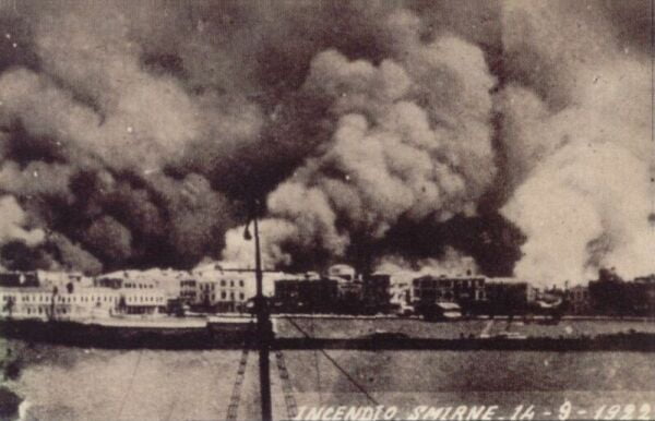 27 Αὐγούστου / 9 Σεπτεμβρίου 1922: Ἡ Σμύρνη στὶς φλόγες