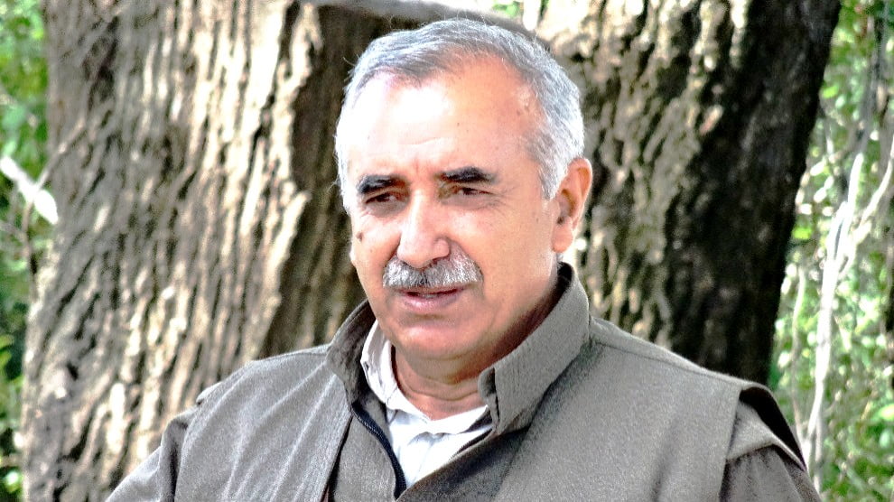 Μουράτ Καραγιλάν: «Η ήττα του Ερντογάν ενάντια στους αντάρτες τον οδηγεί να απειλήσει τη Ροζάβα»