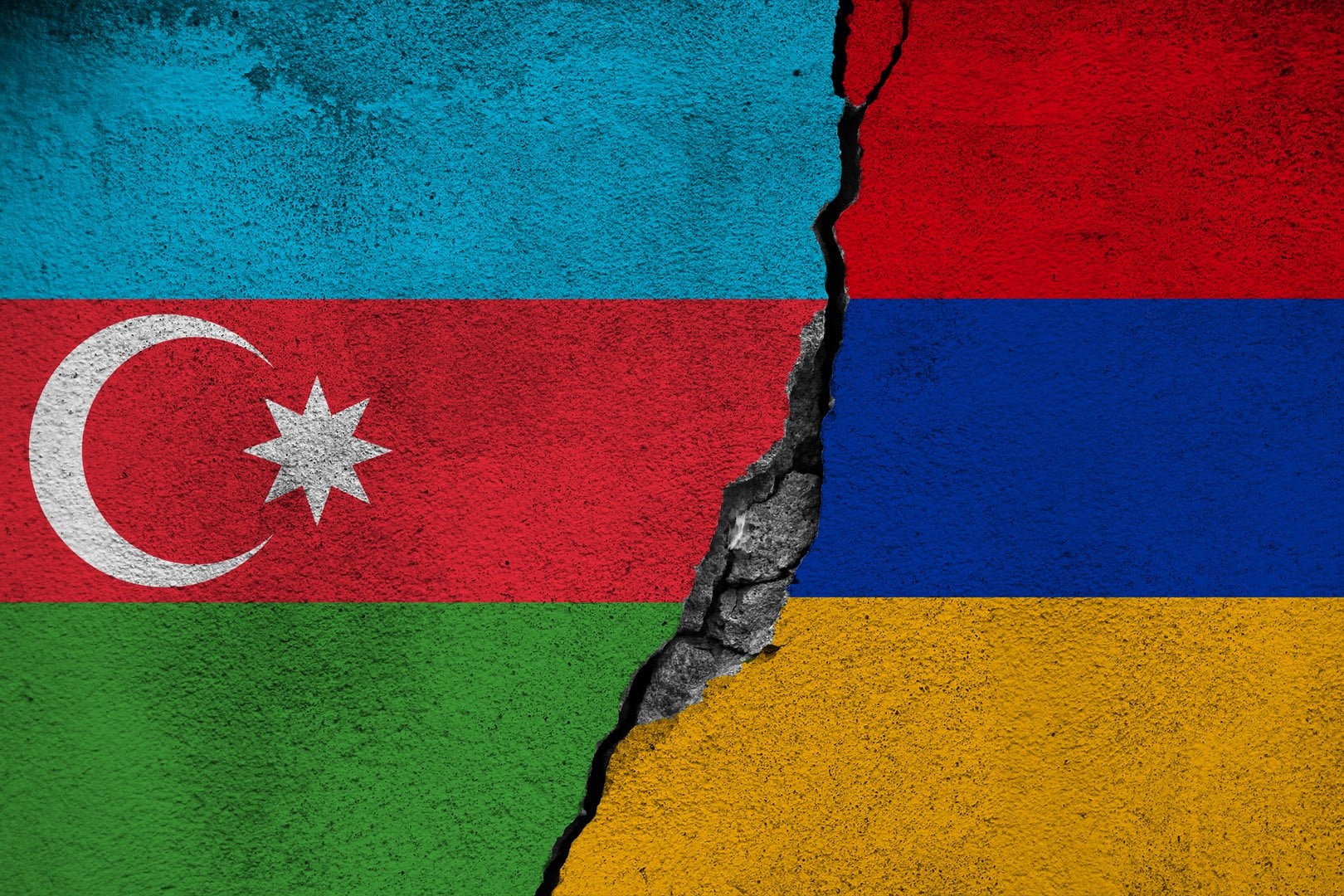 Τρεις Αζέροι επιτέθηκαν σε Αρμένισσα – άσο των πολεμικών τεχνών και έφαγαν το ξύλο της ζωής τους! Ένας στο νοσοκομείο
