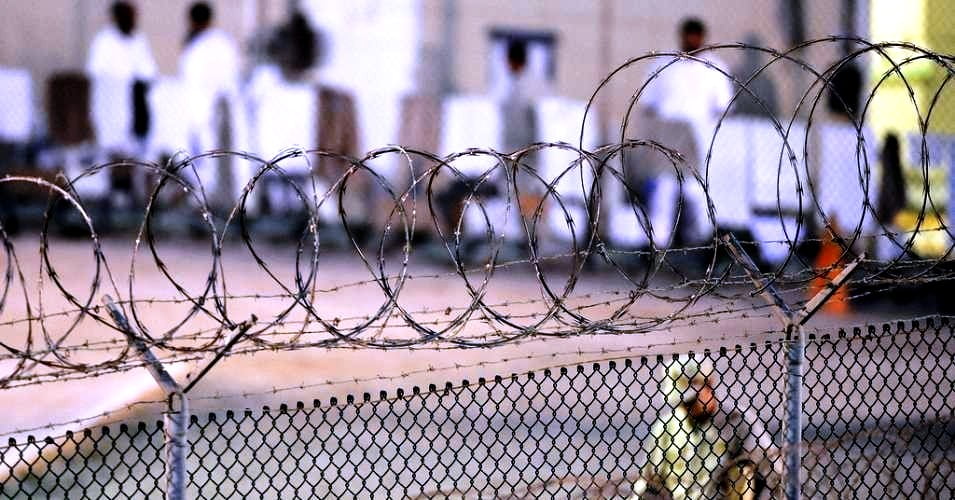 Στρατιωτικοί ένορκοι αηδίασαν από τον πρώτο λεπτομερή δημόσιο απολογισμό των βασανιστηρίων της CIA σε δικαστήριο