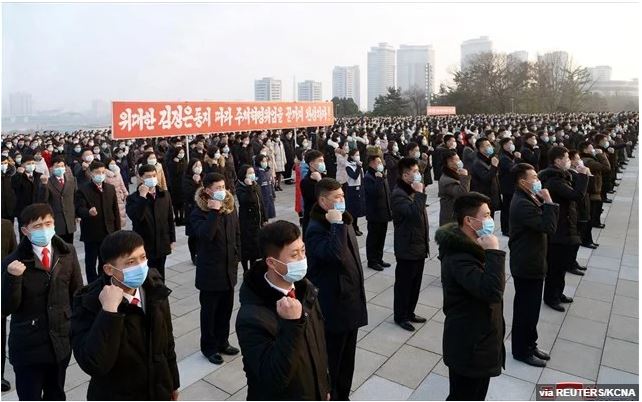 Βόρεια Κορέα: Απαγορεύεται το γέλιο και η… ευτυχία τις 11 μέρες του πένθους