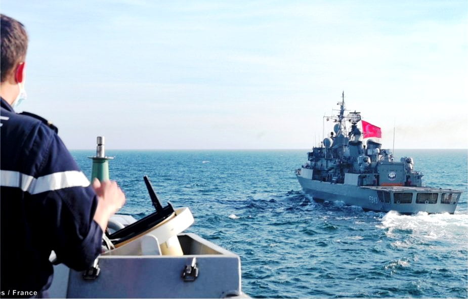 Η γαλλική φρεγάτα Auvergne έκανε κοινές ασκήσεις με το τουρκικό Πολεμικό Ναυτικό
