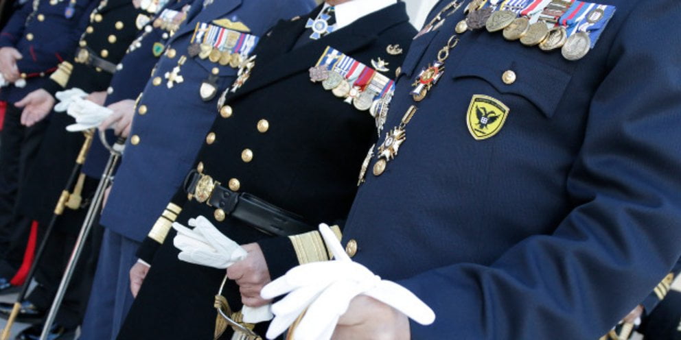 Στρατηγός Κωσταράκος: Οι ετήσιες κρίσεις ανωτάτων είναι μια εθνική αιμοραγία και πρέπει να σταματήσει