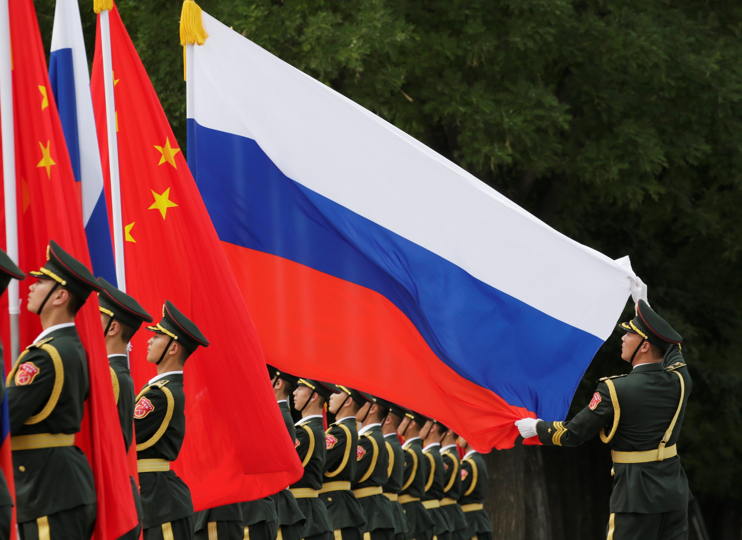 FT : Η Ρωσία και η Κίνα υφαίνουν τη νέα παγκόσμια τάξη
