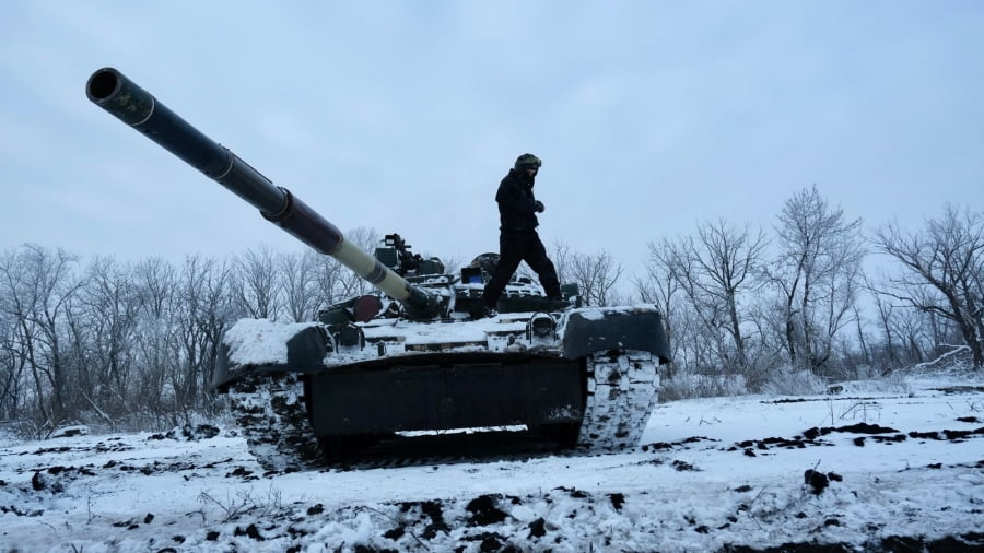 Διπλωματικός μαραθώνιος για αποτροπή εισβολής στην Ουκρανία