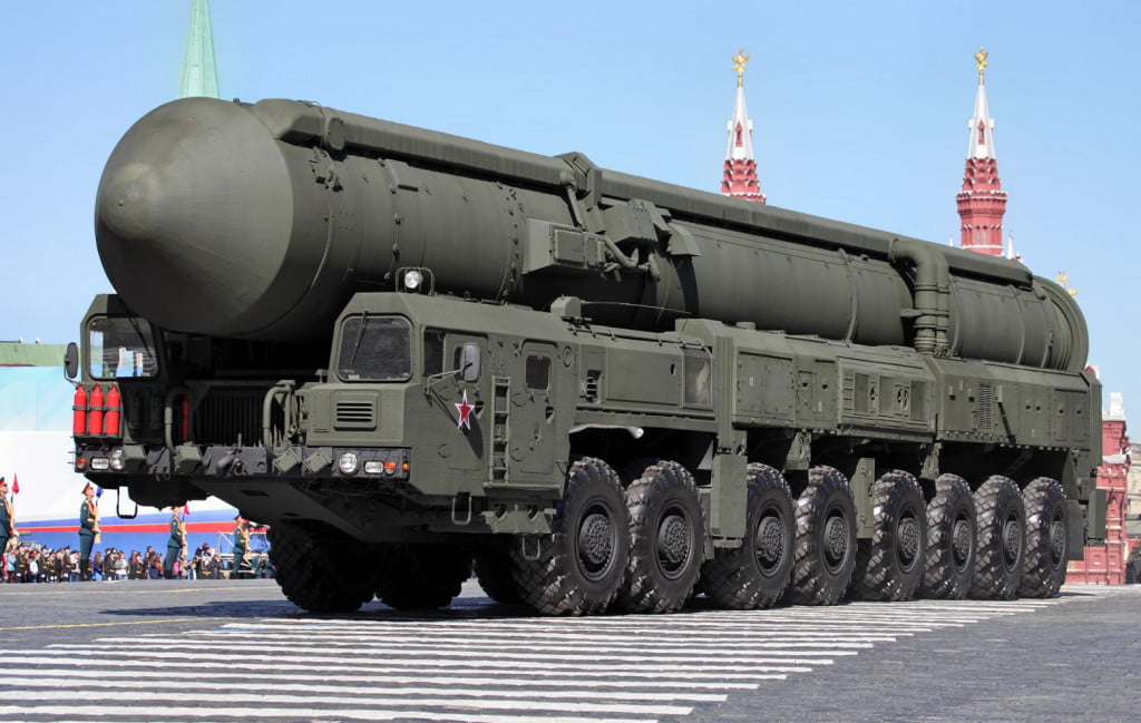 Πρώην Α/ΓΕΕΘΑ Αρμενίας: Η Ρωσία έχει προετοιμάσει τα πυρηνικά όπλα της για κάθε ενδεχόμενο – Καρφιά για Τουρκία και Αζερμπαϊτζάν
