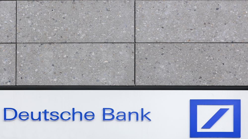 H Deutsche Bank αποσύρεται τελικά από τη Ρωσία