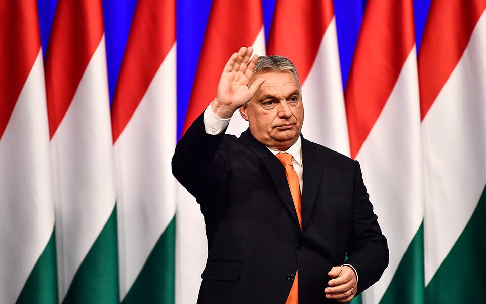 Η Ε.Ε. ενεργοποίησε για πρώτη φορά τη διαδικασία αιρεσιμότητας, κατά της Ουγγαρίας
