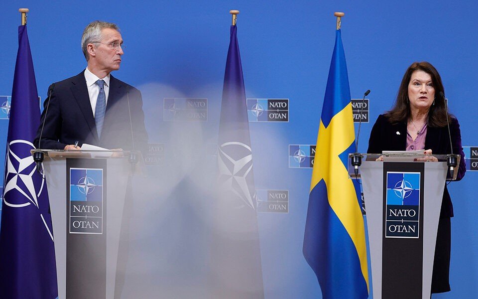 Δημοσκόπηση: Όλο και περισσότεροι Σουηδοί υπέρ της ένταξης στο ΝΑΤΟ
