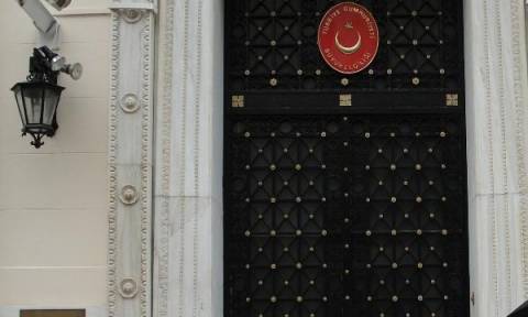 Η τουρκική πρεσβεία στην Αθήνα εμπαίζει τους Έλληνες δημοσιογράφους