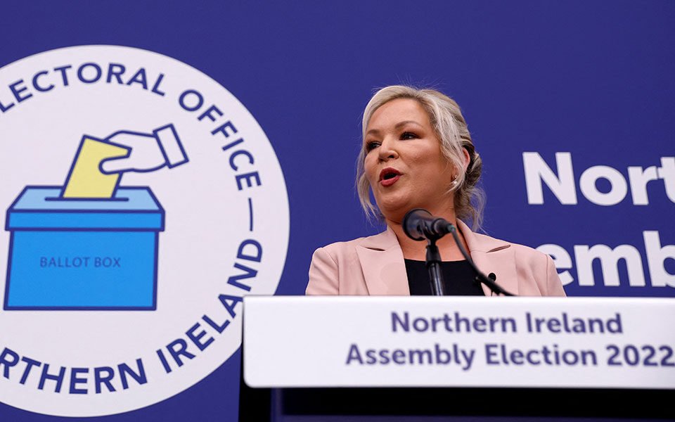 Η εννιαία Ιρλανδία στο προσκήνιο, μετά την εκλογική νίκη του Σιν Φέιν