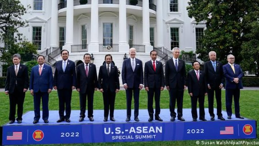 Χωρίς καταδίκη της Ρωσίας η κοινή δήλωση από τη συνάντηση Μπάιντεν με ηγέτες της ASEAN