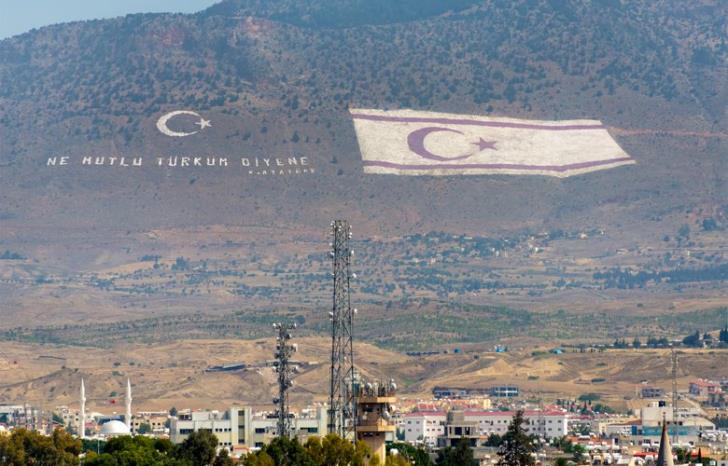 Εξαγωγή κρατικής τρομοκρατίας από την Άγκυρα στα κατεχόμενα: Πενταετή φυλάκιση σε όποιον επικρίνει τον Τατάρ – Τουρκία