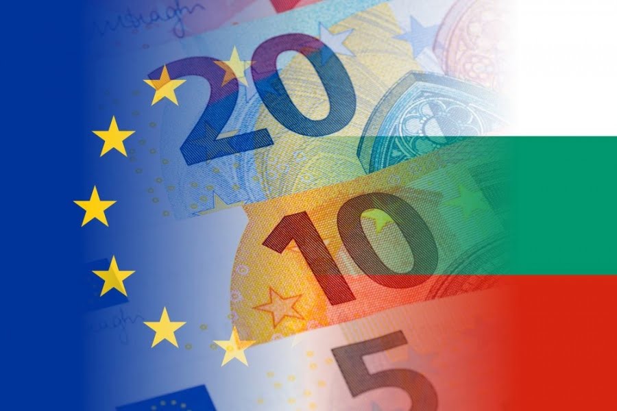 Η κυβέρνηση της Βουλγαρίας ενέκρινε την υιοθέτηση του ευρώ – Η ένταξη θα γίνει το 2024