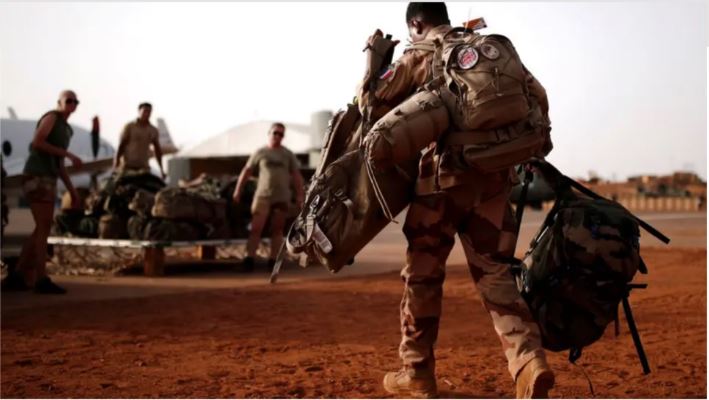 Μάλι: Η στρατιωτική χούντα ακυρώνει τις συμφωνίες αμυντικής συνεργασίας με τη Γαλλία