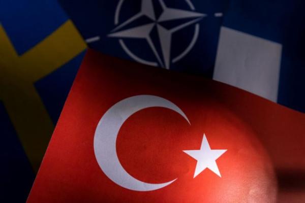 NATO: Κρίσιμη συνάντηση για Φινλαδία και Σουηδία – Τι ζητά η Τουρκία