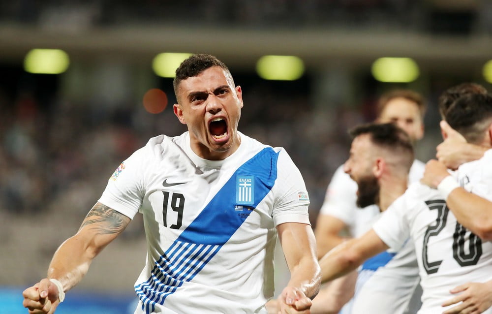 Ελλάδαρα ομαδάρα! Γιακουμάκης και Μάνταλος “σφράγισαν την άνοδο της Εθνικής – Νίκη 2-0 με Κόσοβο