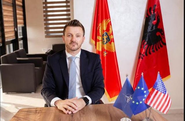 Μαυροβούνιο: Η αλβανική σημαία στο γραφείο υπουργού προκαλεί αντιδράσεις