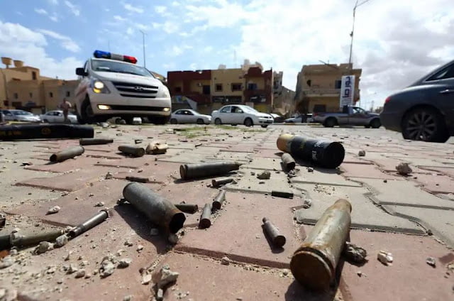 Απειλές ένοπλων συγκρούσεων για την εξουσία στη Λιβύη, μεταξύ ομάδων Νταμπάιμπα και Μπασάγκα