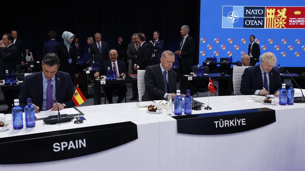 Bloomberg: Τι πέτυχε ο Ερντογάν στη Μαδρίτη; Το απόλυτο τίποτα