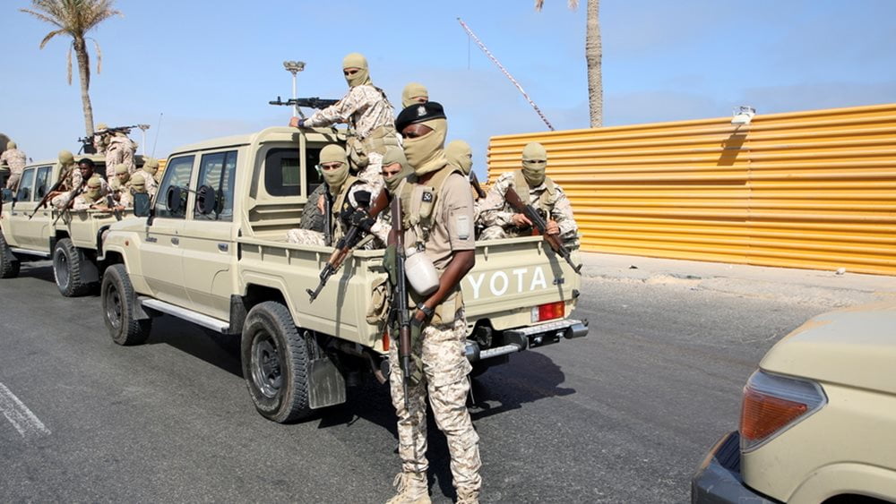 Ανάβουν τα αίματα στη Λιβύη: Ένοπλοι αναπτύσσονται στα γραφεία της Εθνικής Επιχείρησης Πετρελαίου