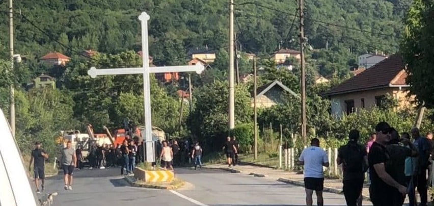 Σειρήνες πολέμου στα Βαλκάνια! Πυροβολισμοί στα σύνορα της Σερβίας με το Κόσοβο -Διάγγελμα Βούτσις στους Σέρβους