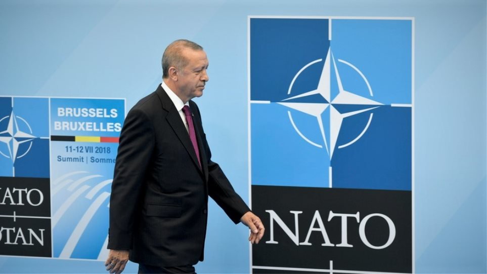 Yusuf Kaplan: Η Τουρκία μπήκε στο ΝΑΤΟ για να μην διαλυθεί. Θα έλθει η ώρα που θα βγει από το ΝΑΤΟ, για να μη διαλυθεί!!!