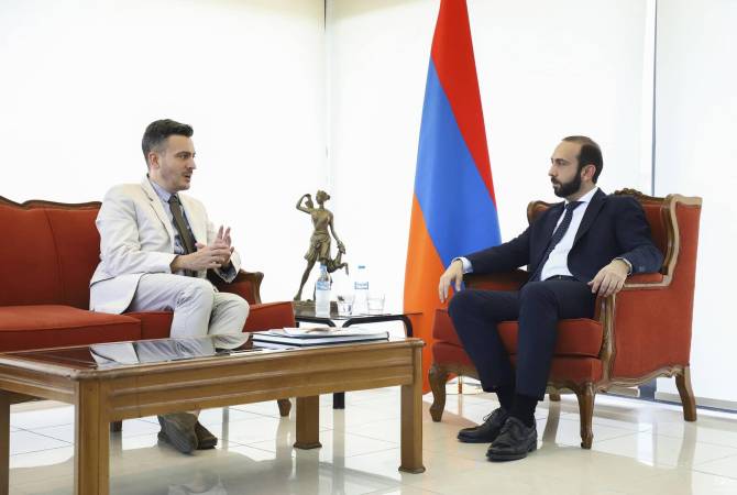Αρμένιος ΥΠΕΞ: Να αναβαθμίσουμε τη συνεργασία Ελλάδας – Αρμενίας