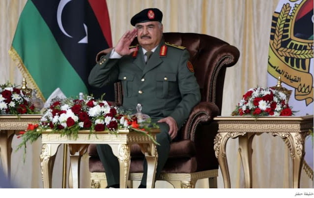 Αμερικανικό δικαστήριο διατάσσει τον Χαλίφα Χαφτάρ να αποζημιώσει τις οικογένειες θυμάτων στη Λιβύη