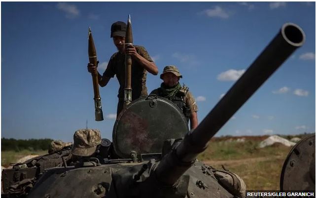 Ουκρανία: Ο δεκάλογος του πολέμου- Ποιο είναι πιο θανατηφόρο όπλο στο πεδίο της μάχης