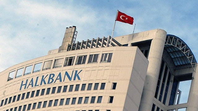 Κρεμλίνο: Οι τουρκικές τράπεζες αποχώρησαν από το MIR λόγω πιέσεων των ΗΠΑ