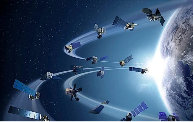 «Νόμιμος στόχος οι εμπορικοί δορυφόροι των ΗΠΑ και των συμμάχων τους» λέει η Ρωσία