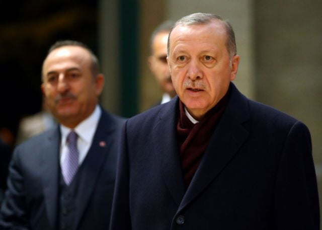 Η Τουρκία προσπαθεί να ισορροπήσει ανάμεσα σε δυτικές κυρώσεις και οικονομική συνεργασία με τη Ρωσία