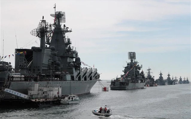 Η Ρωσία αποσύρει υποβρύχια από τον ναύσταθμο της Κριμαίας