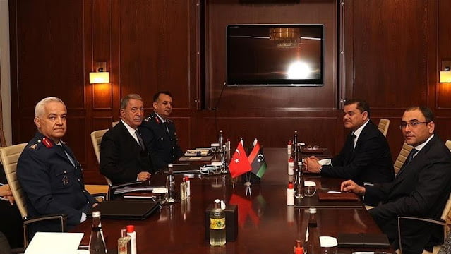 Ο απερχόμενος πρωθυπουργός της Λιβύης υπογράφει δύο στρατιωτικές συμφωνίες με την Τουρκία